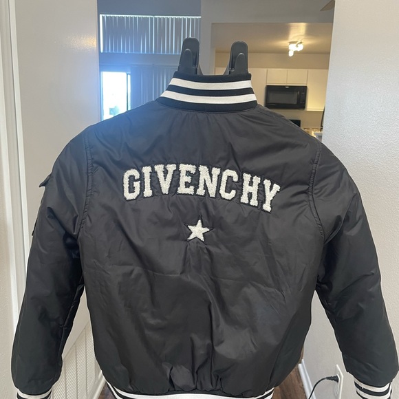 Kids Givenchy bomber jacket size 12 excellent condition - Picture 5 of 5